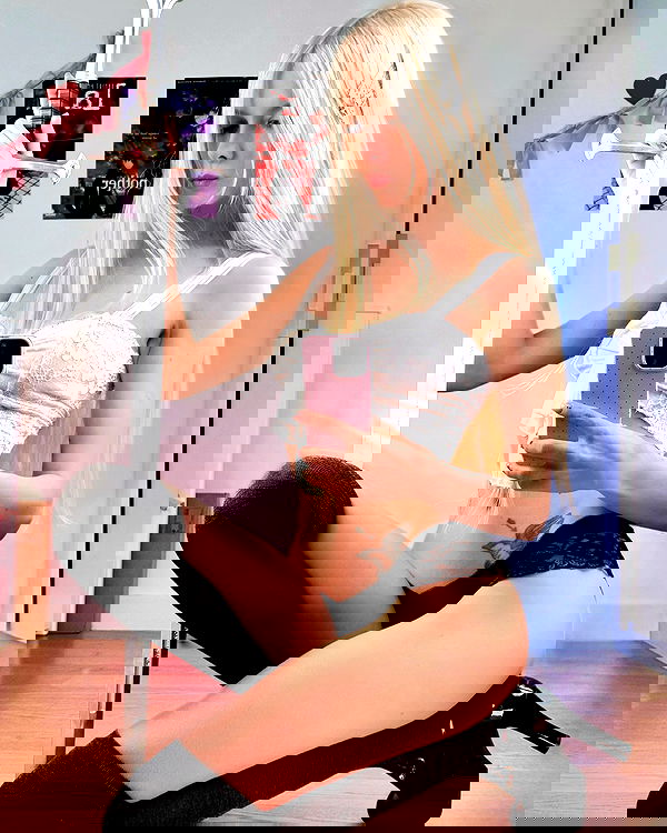 neondemoni image ~ Altpins