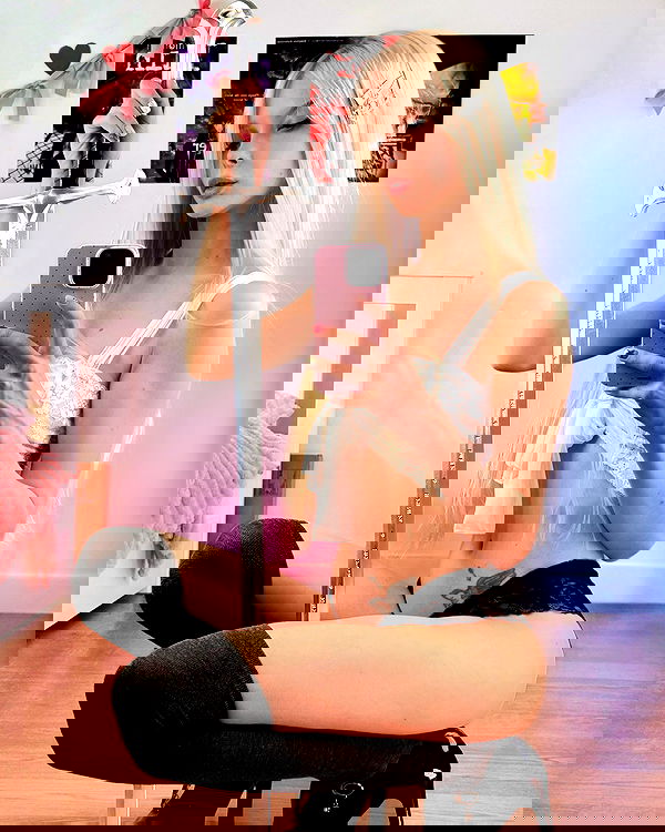 neondemoni image ~ Altpins