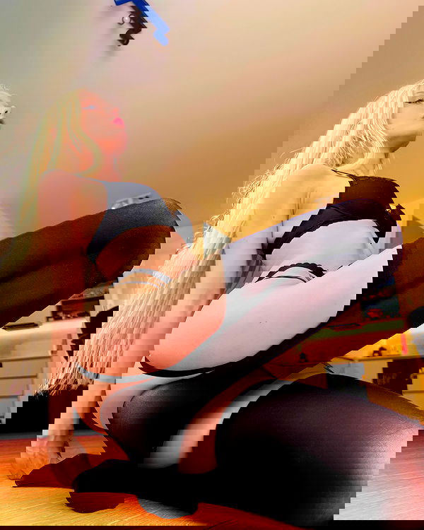 neondemoni image ~ Altpins