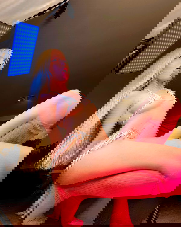 neondemoni image ~ Altpins