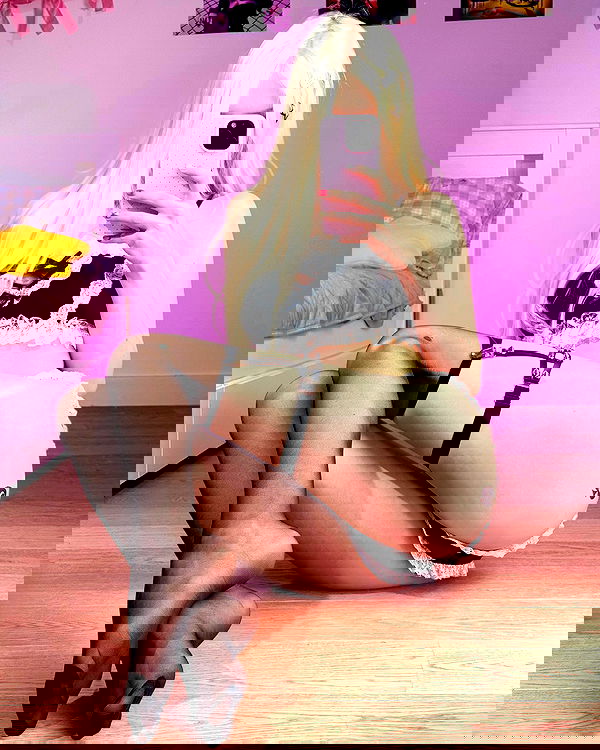 neondemoni image ~ Altpins