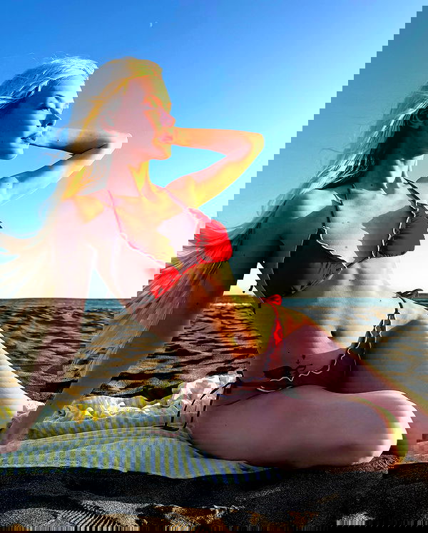 neondemoni image ~ Altpins