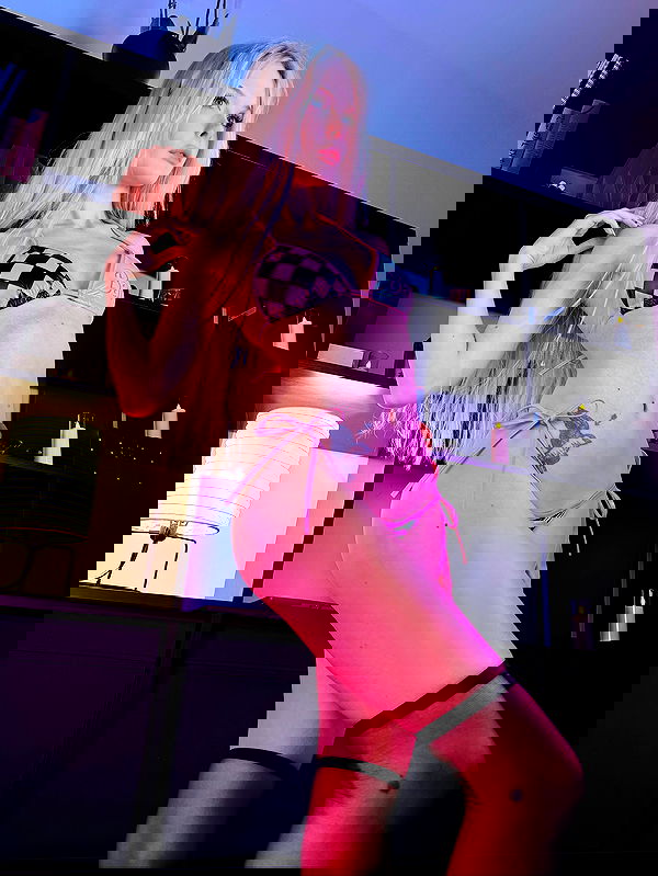 neondemoni image ~ Altpins