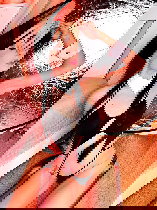 neondemoni image ~ Altpins