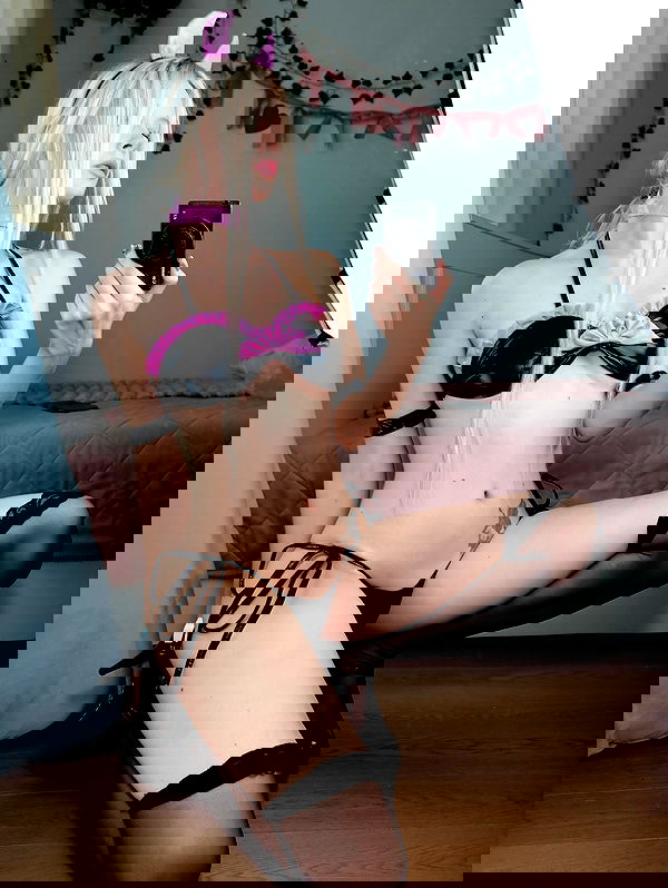 neondemoni image ~ Altpins