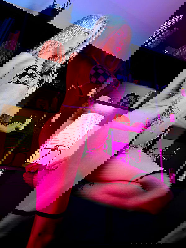 neondemoni image ~ Altpins