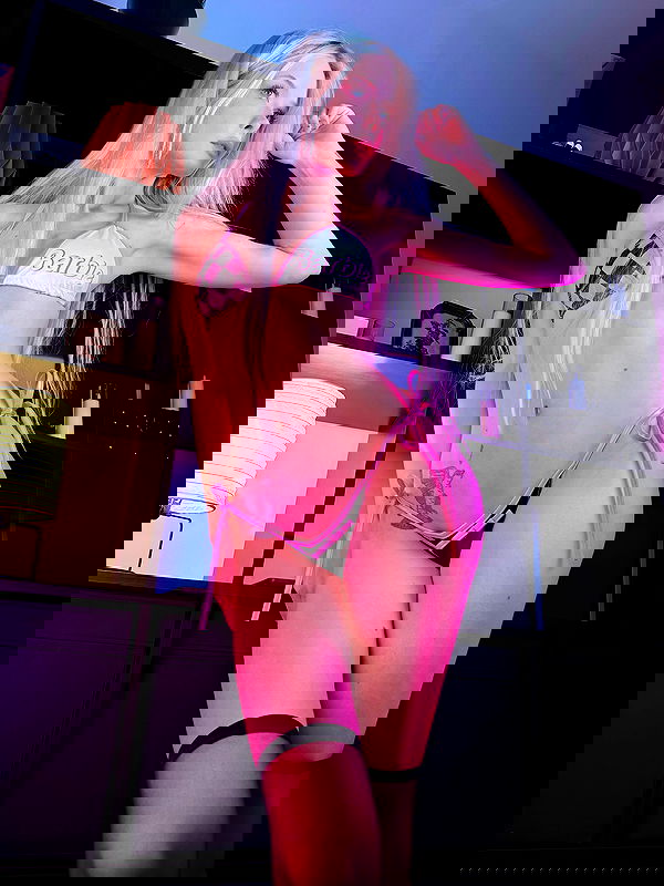 neondemoni image ~ Altpins