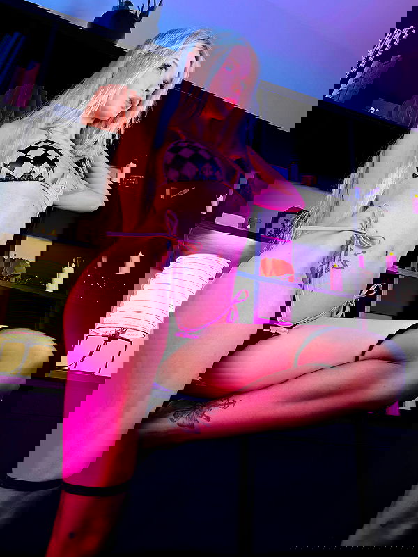 neondemoni image ~ Altpins