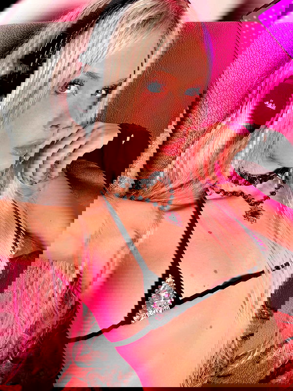 neondemoni image ~ Altpins