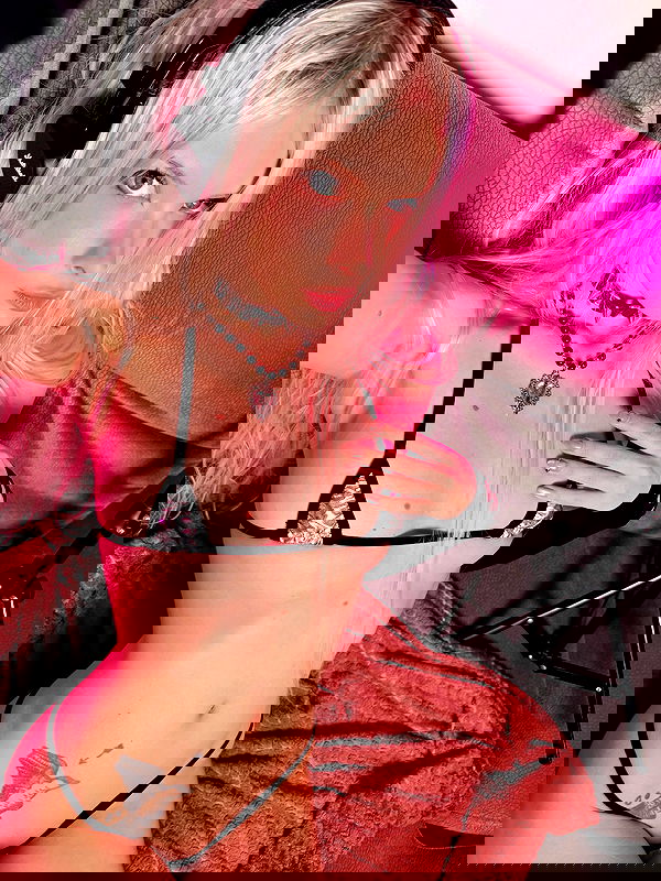 neondemoni image ~ Altpins