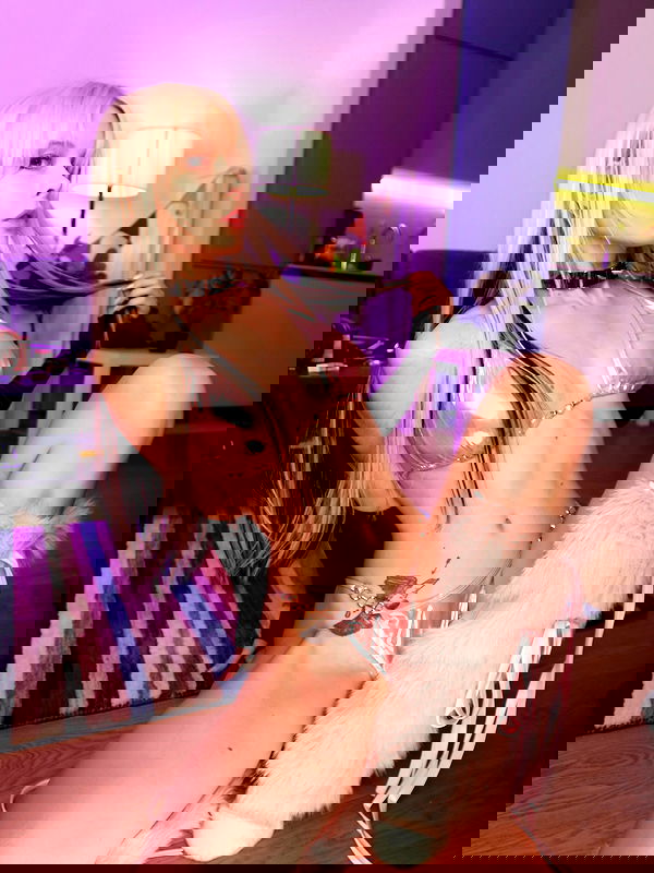 neondemoni image ~ Altpins