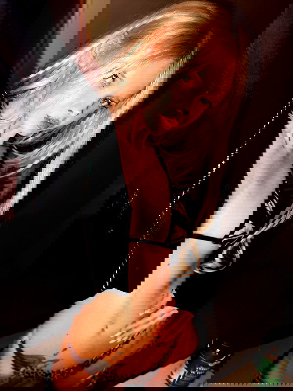 neondemoni image ~ Altpins