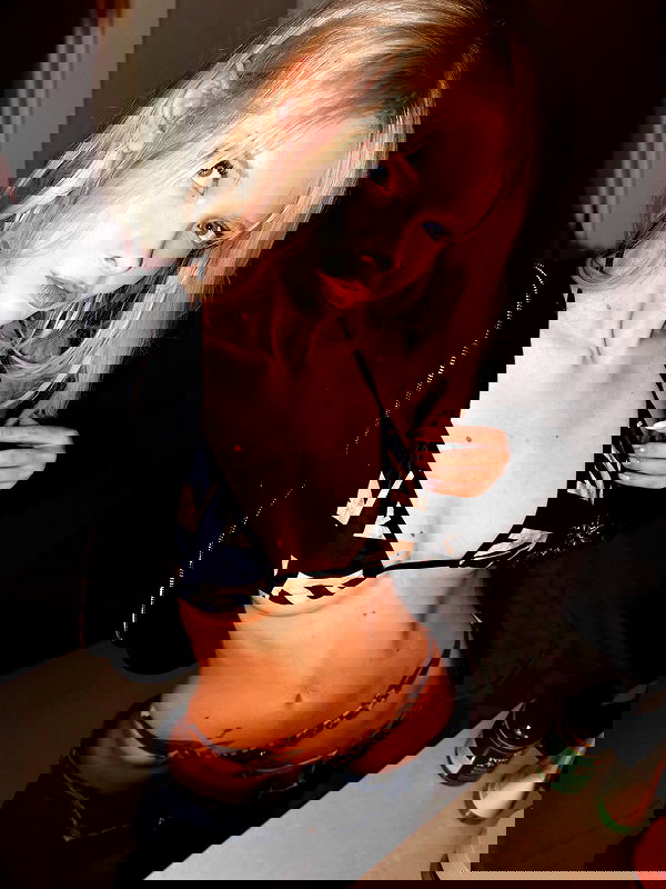 neondemoni image ~ Altpins