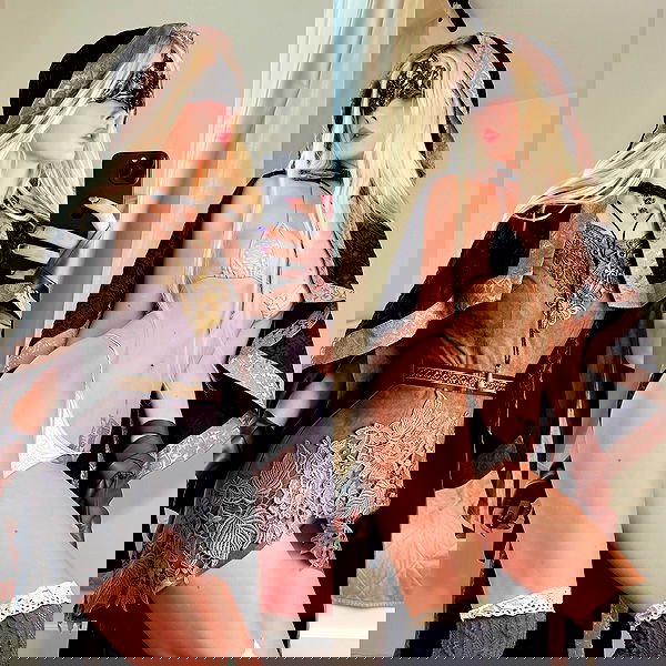 neondemoni image ~ Altpins