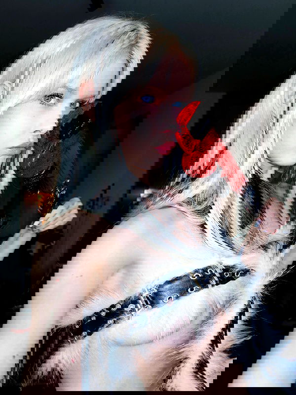 neondemoni image ~ Altpins