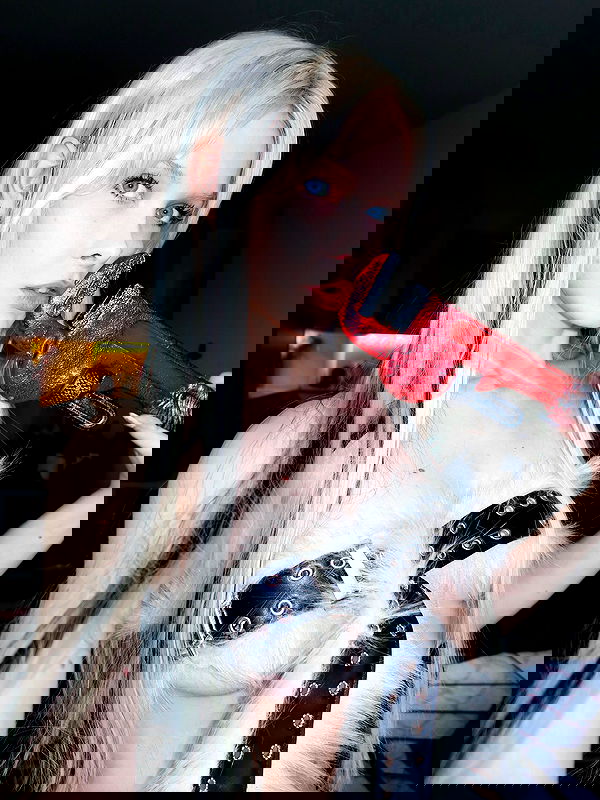 neondemoni image ~ Altpins