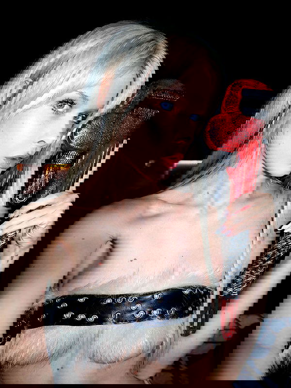 neondemoni image ~ Altpins