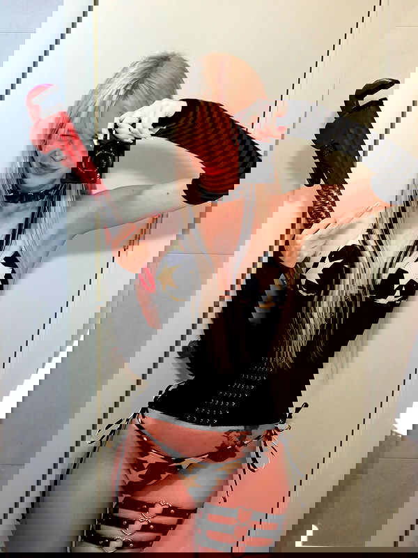 neondemoni image ~ Altpins