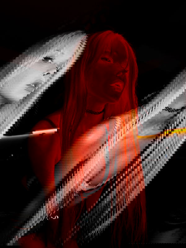 neondemoni image ~ Altpins