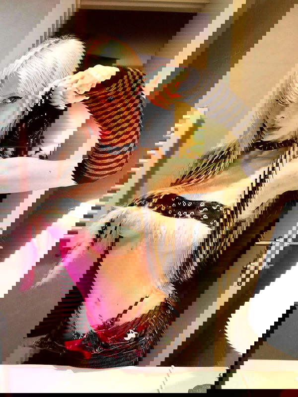 neondemoni image ~ Altpins