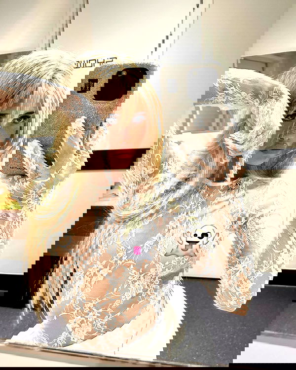 nessabarrett image ~ Altpins