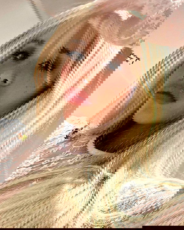 nessabarrett image ~ Altpins