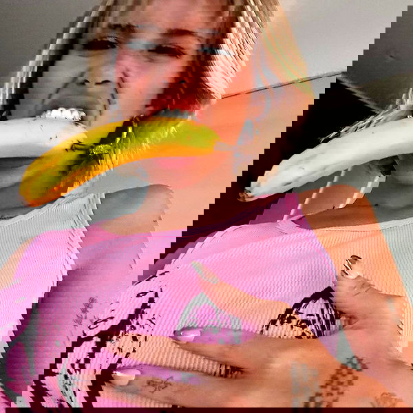 nessabarrett image ~ Altpins