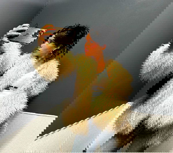 nessabarrett image ~ Altpins