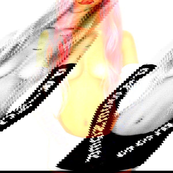 nessabarrett image ~ Altpins