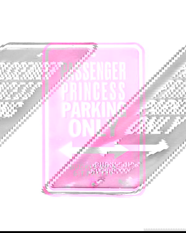 nessabarrett image ~ Altpins