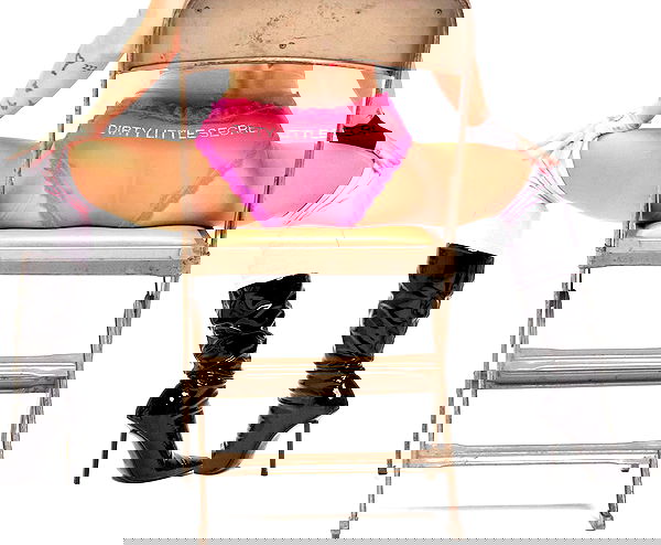 nessabarrett image ~ Altpins