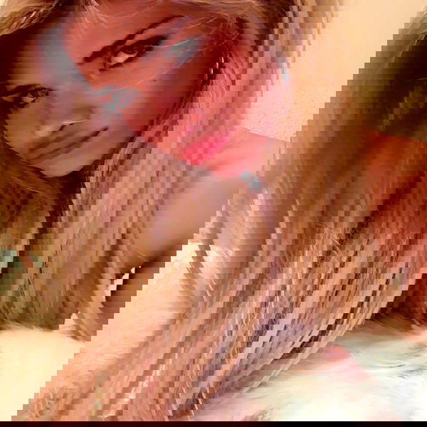 nessabarrett image ~ Altpins