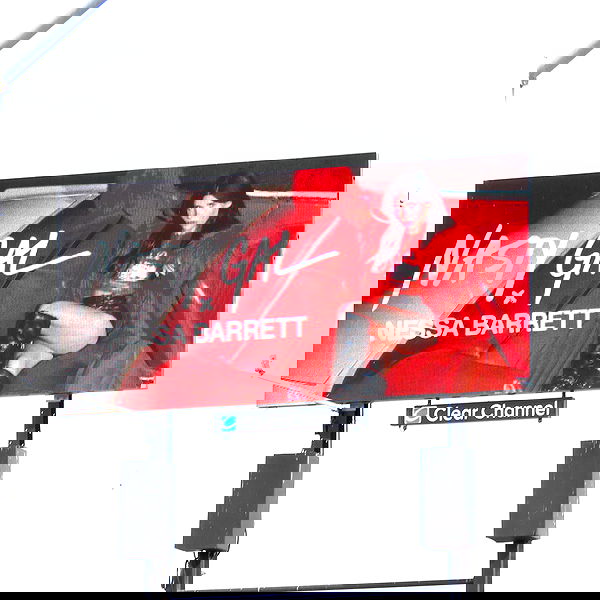 nessabarrett image ~ Altpins