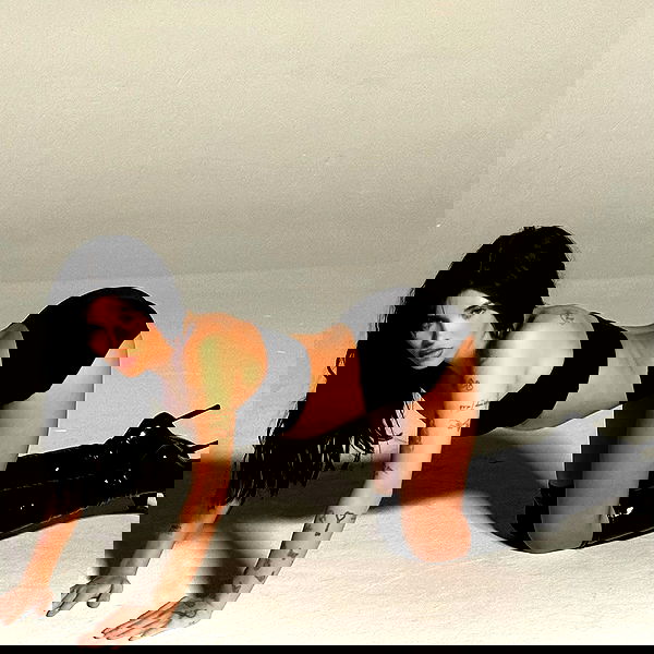 nessabarrett image ~ Altpins