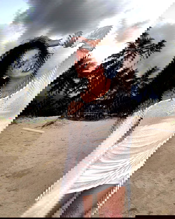 nevaaadaa nevaaadaa archive image