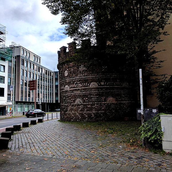 newpoort instagram image archive image