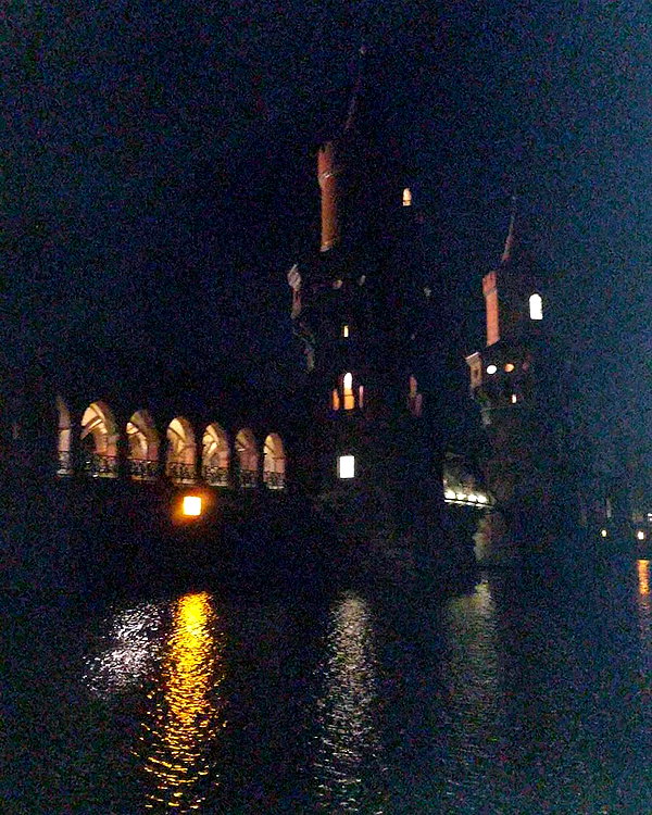newpoort instagram image archive image