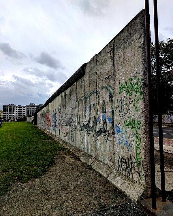 newpoort instagram image archive image