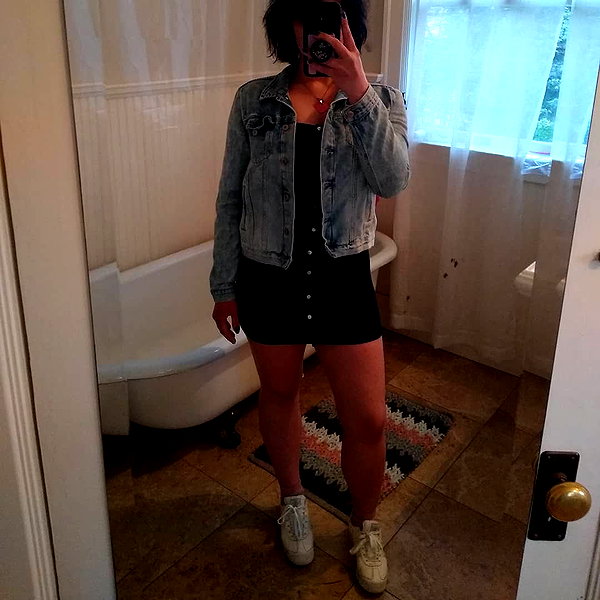 newpoort instagram image archive image