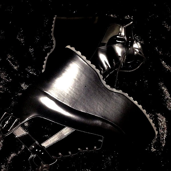newpoort instagram image archive image