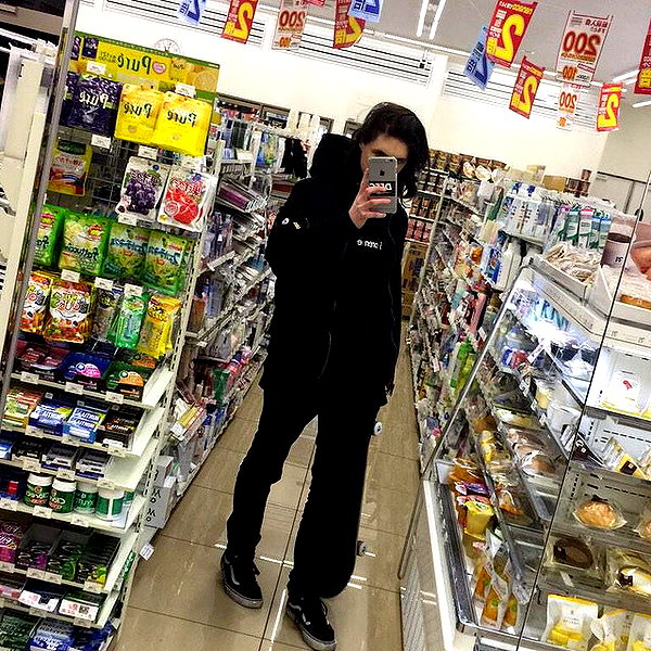 newpoort instagram image archive image