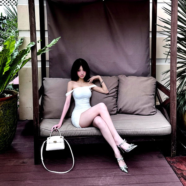 ngha_nhi instagram image archive image