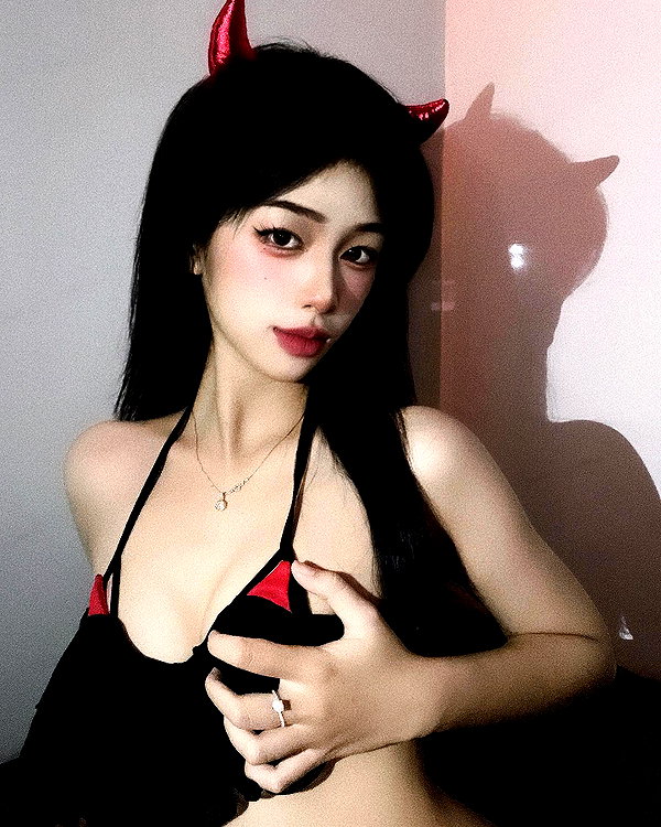 nguyenphamtuuyn instagram image archive image