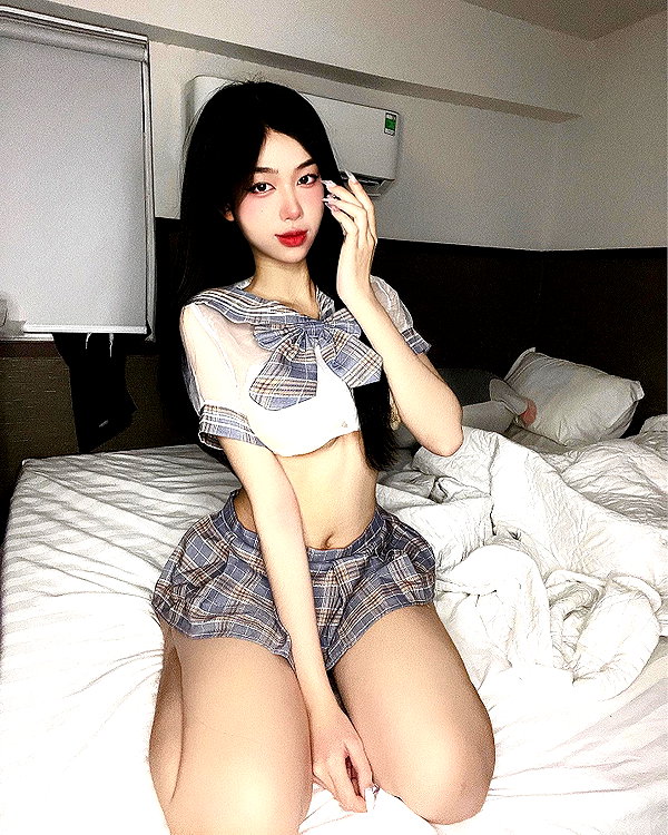 nguyenphamtuuyn instagram image archive image