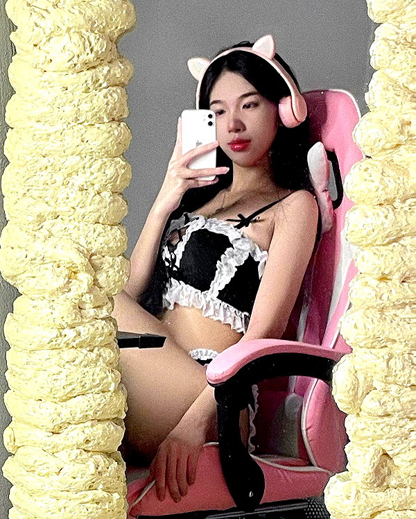 nguyenphamtuuyn nguyenphamtuuyn archive image