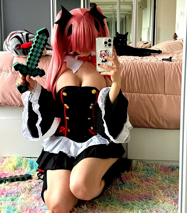 nicoleponyxo instagram image archive image