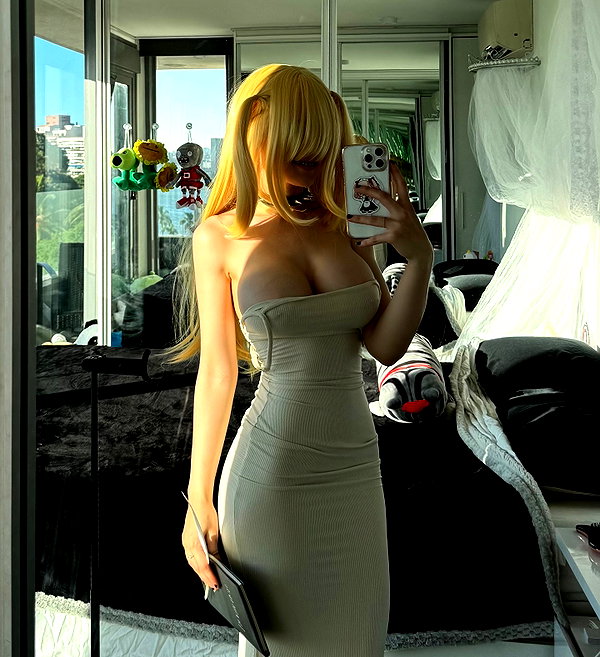 nicoleponyxo instagram image archive image