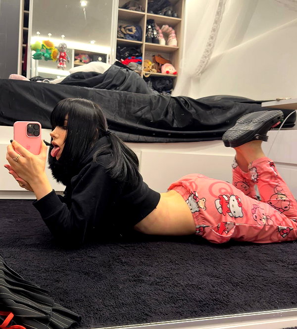 nicoleponyxo instagram image archive image