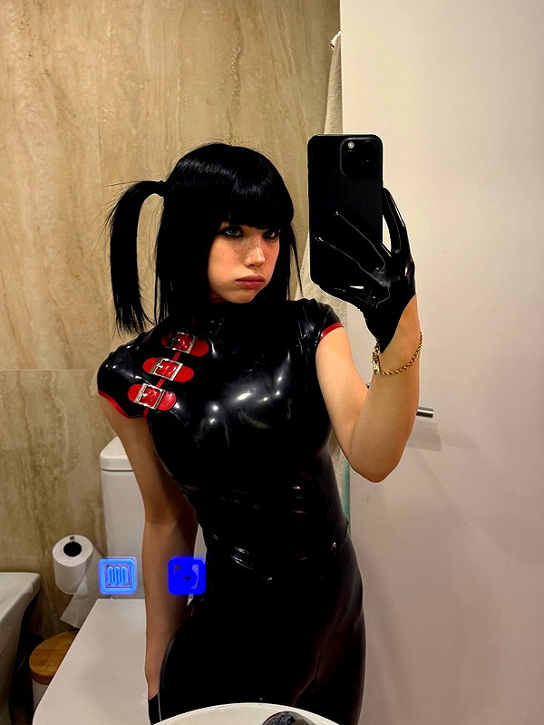 nicoleponyxo instagram image archive image