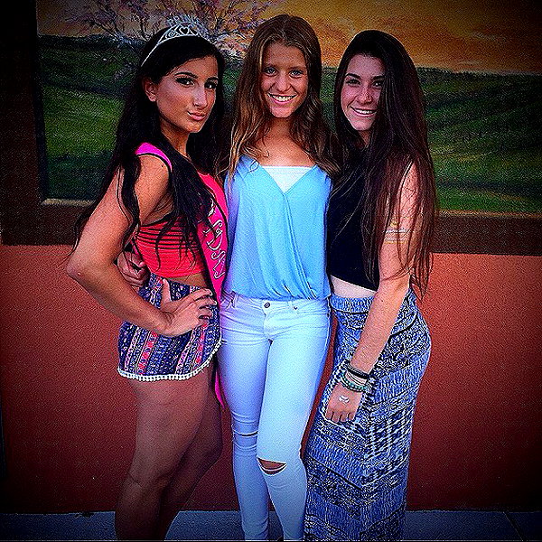 nicolevitalee instagram image archive image